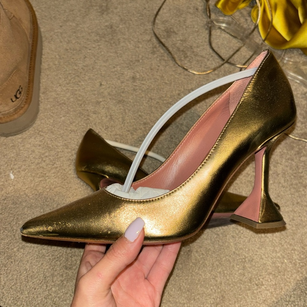 amina muaddi pumps